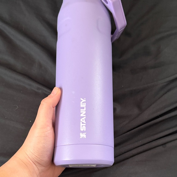 Stanley 36 oz Lavender Bottle - Picture 2 of 5